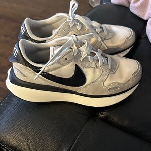 Nike Gray and Black Athletic Shoes